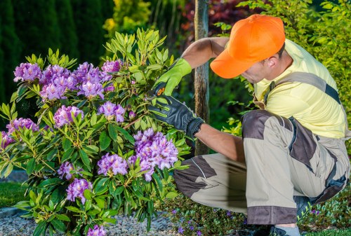 Secure payment methods for Gardeners Vauxhall with SSL protection